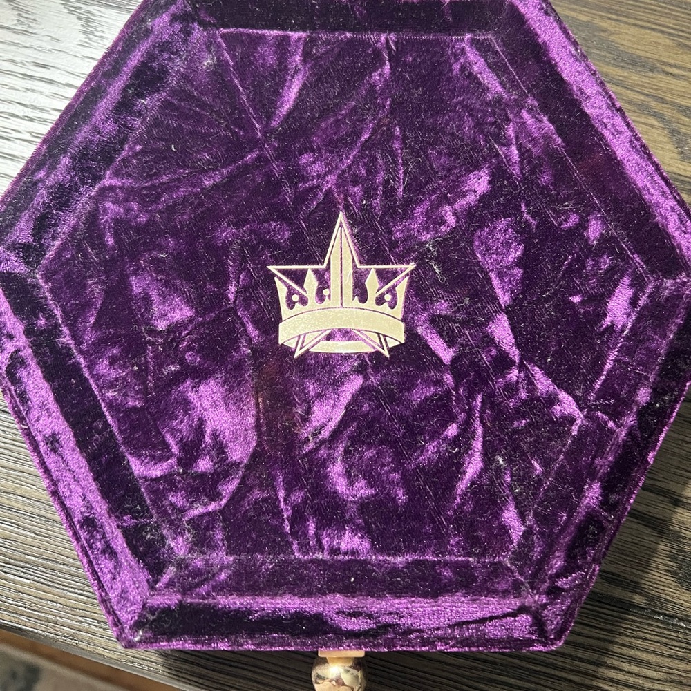 Jeffrey Star eyeshadow
